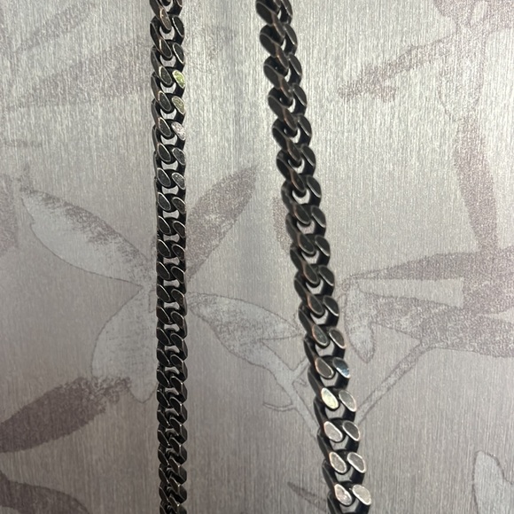 YSL Classic! - Picture 10 of 17